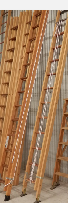Timber extension ladder